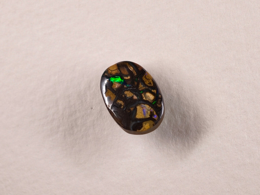 Opale boulder d’Australie — ovale — 5 ct