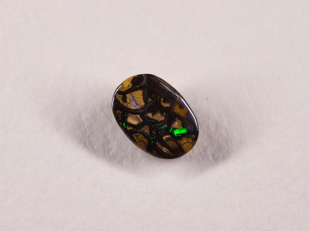 Opale boulder d’Australie — ovale — 5 ct