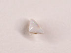 Opale d’Australie — triangle — 0,9 ct