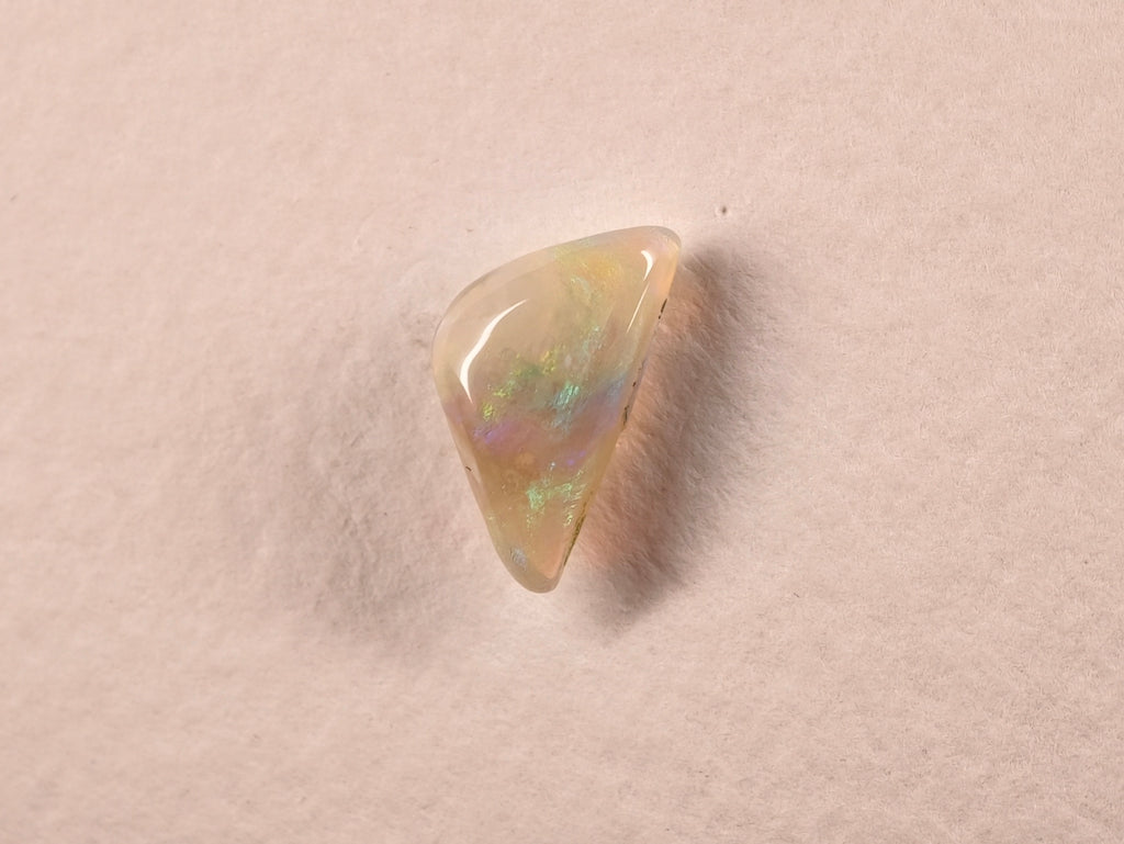 Opale d’Australie — forme libre — 1,7 ct