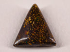 Opale boulder d’Australie — triangle — 14 ct