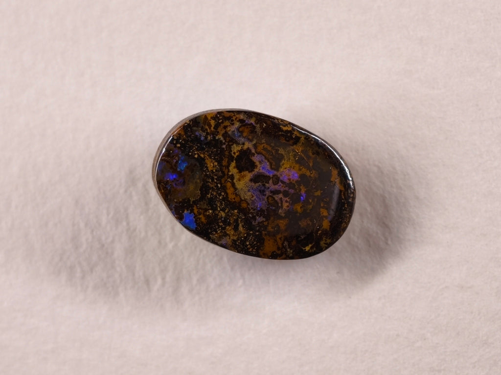 Opale boulder d’Australie — ovale — 6,2 ct