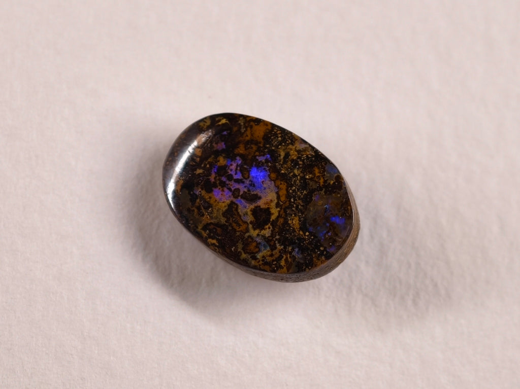 Opale boulder d’Australie — ovale — 6,2 ct
