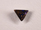 Opale boulder d’Australie — triangle — 3,4 ct