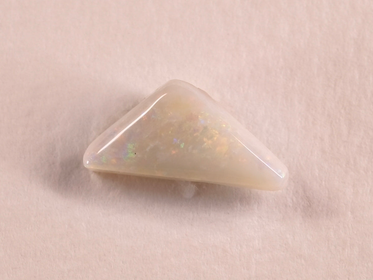 Opale d’Australie — triangle — 3,4 ct