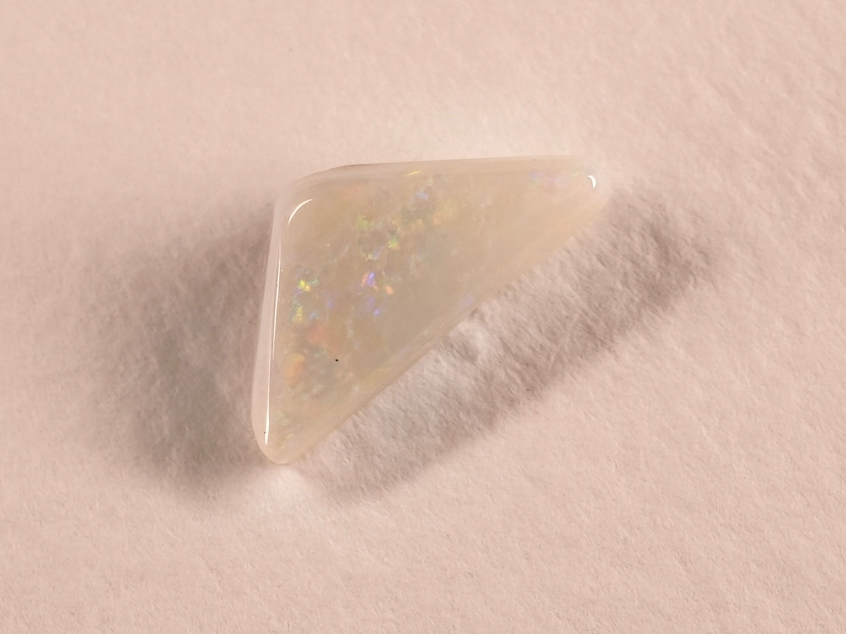 Opale d’Australie — triangle — 3,4 ct