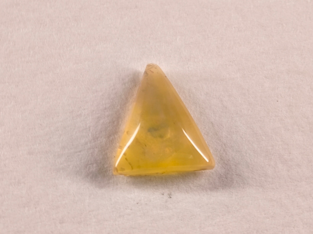Opale cristal d’Australie — triangle — 2 ct