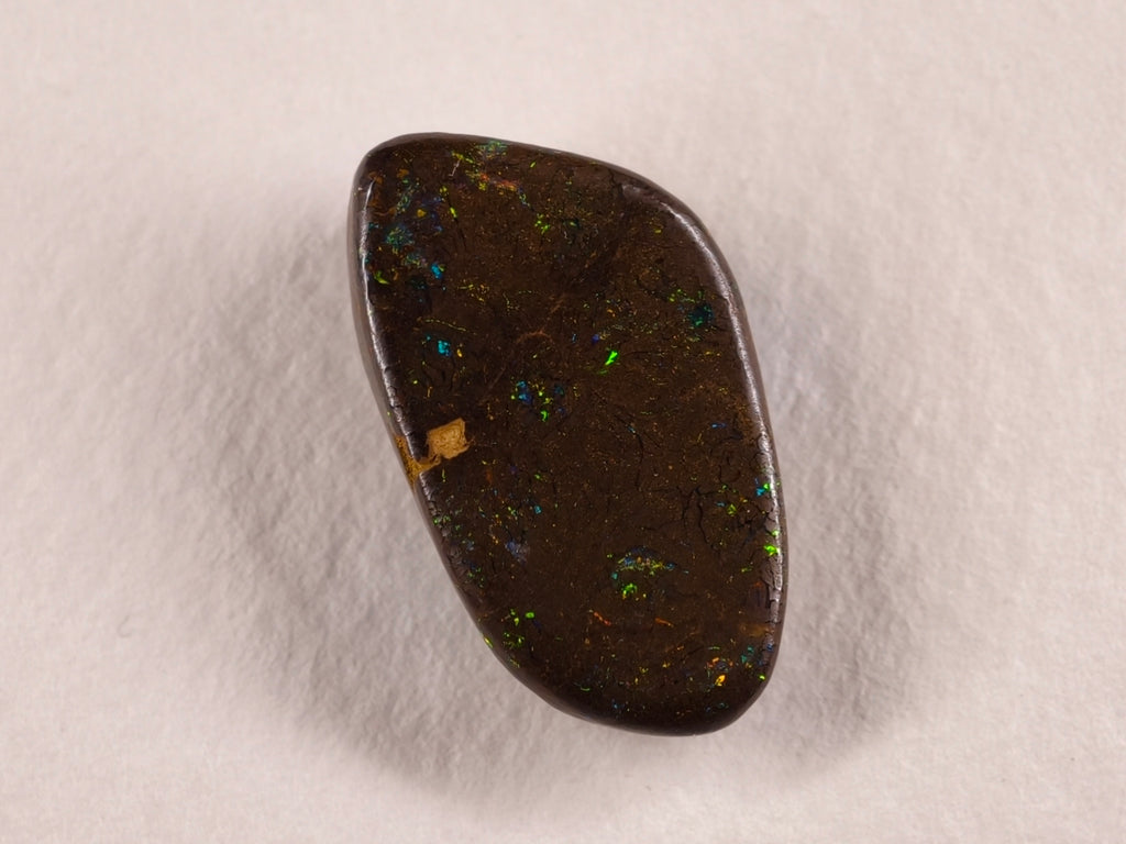 Opale boulder d’Australie — forme libre — 11 ct