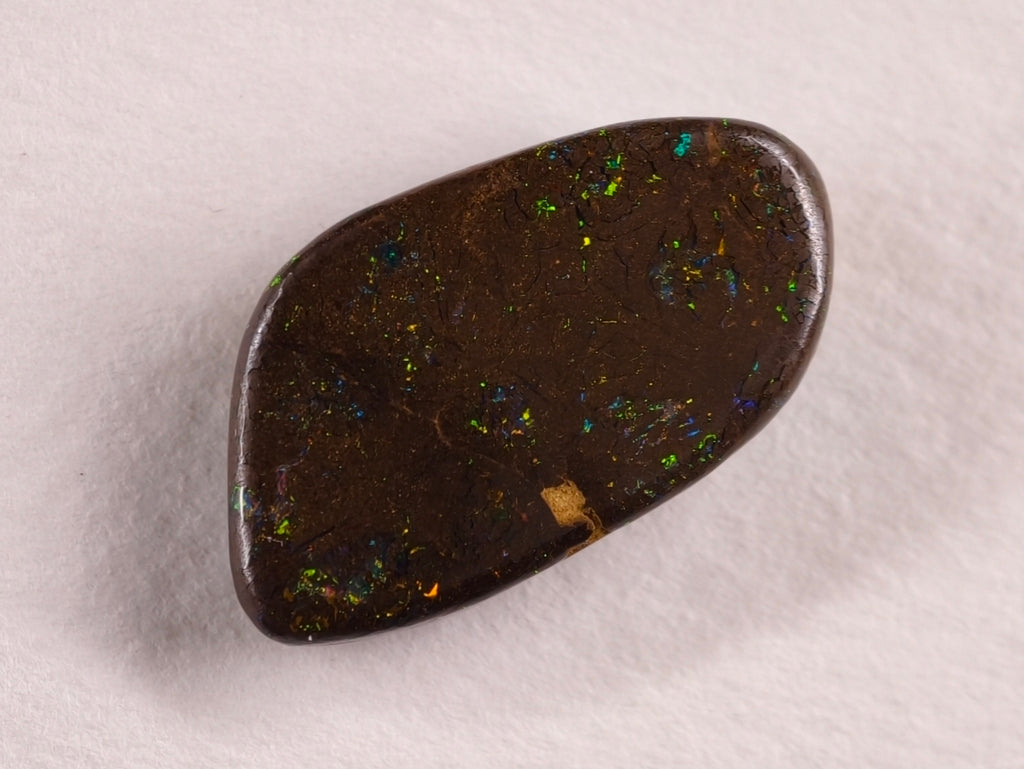 Opale boulder d’Australie — forme libre — 11 ct