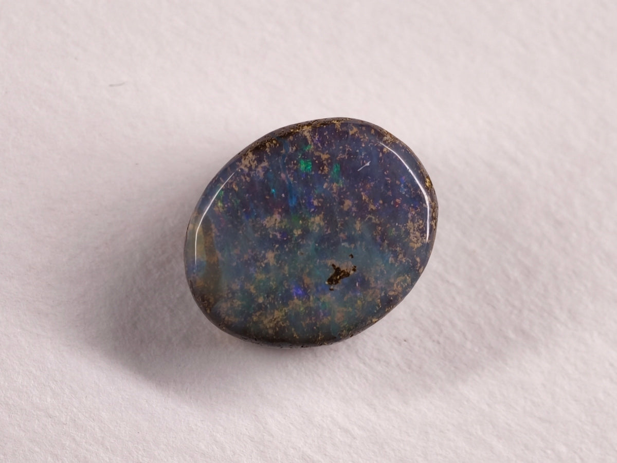 Opale boulder d’Australie — ovale — 14 ct