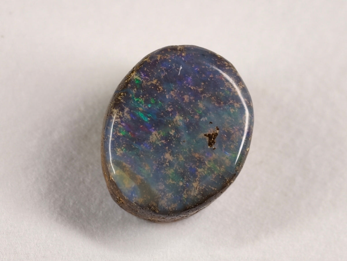 Opale boulder d’Australie — ovale — 14 ct