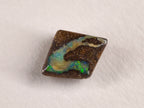 Opale boulder d’Australie — forme libre — 5 ct