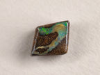 Opale boulder d’Australie — forme libre — 5 ct