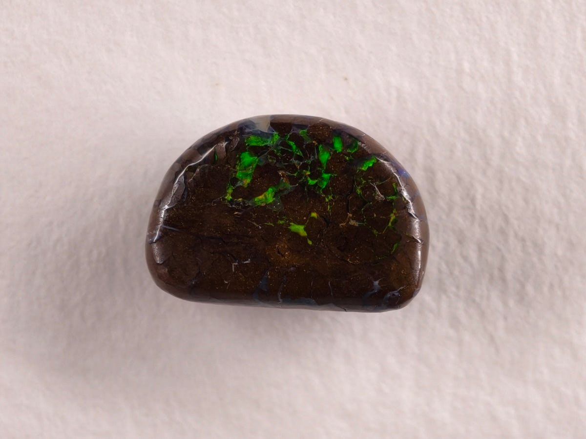 Opale boulder d’Australie — forme libre — 9,1 ct