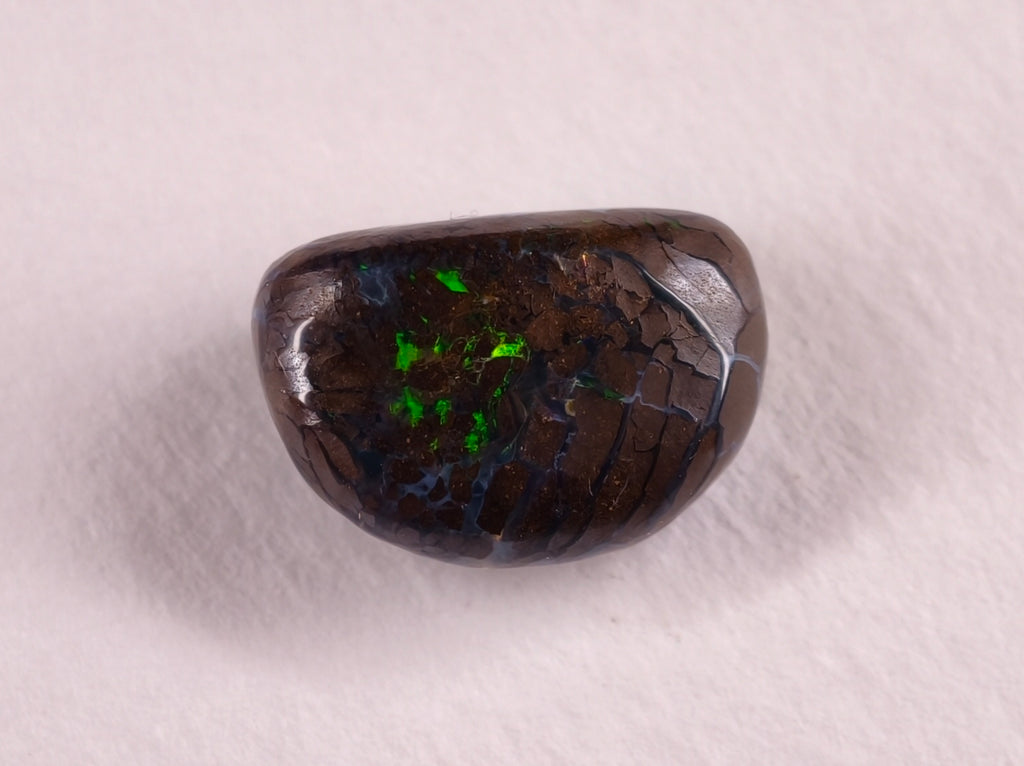 Opale boulder d’Australie — forme libre — 9,1 ct