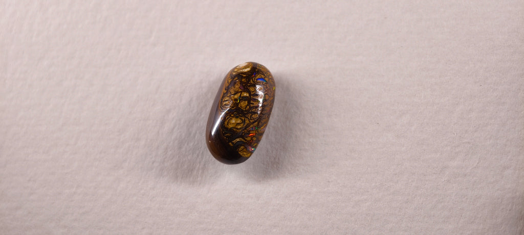 Opale boulder d’Australie — ovale — 6,6 ct