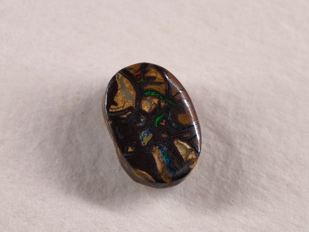 Opale boulder d’Australie — ovale — 4,2 ct