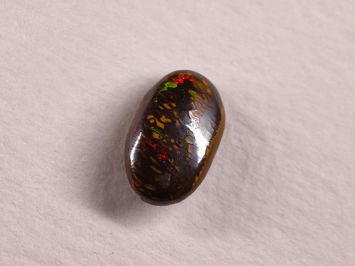 Opale boulder d’Australie — ovale — 2,7 ct
