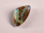 Opale boulder d’Australie — forme libre — 10,3 ct