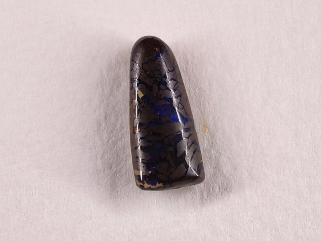 Opale boulder d’Australie — ovale — 2,1 ct