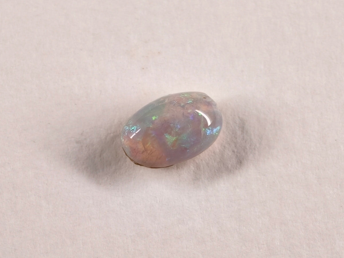 Opale d’Australie — ovale — 1,25 ct
