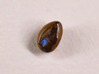 Opale boulder d’Australie — goutte — 1,5 ct