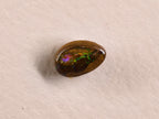 Opale boulder d’Australie — goutte — 1,5 ct