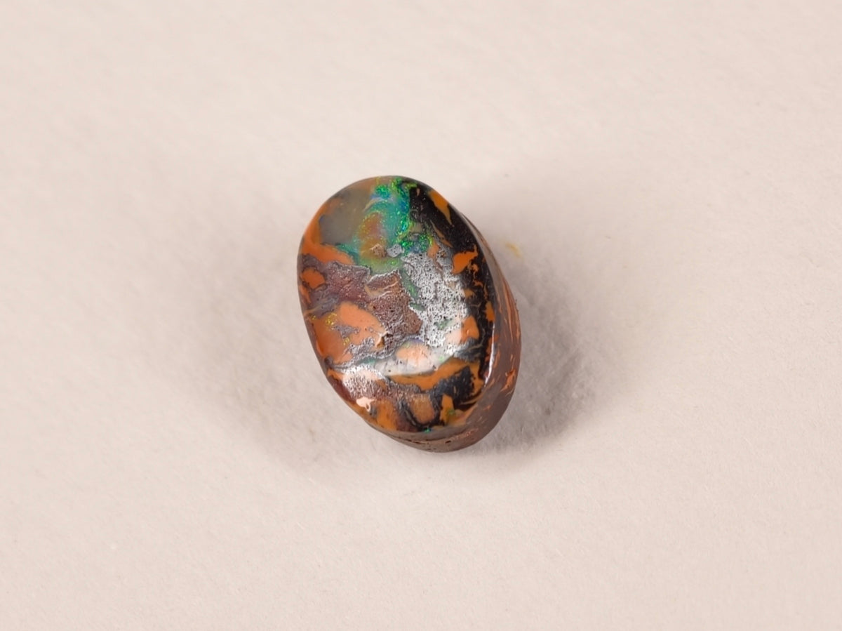 Opale boulder d’Australie — ovale — 4,3 ct
