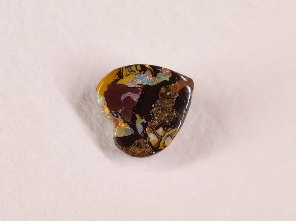 Opale boulder d’Australie — cœur — 2,5 ct