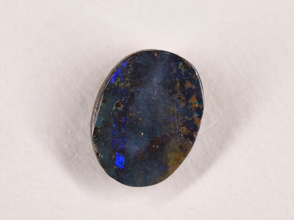 Opale boulder d’Australie — ovale — 6,9 ct