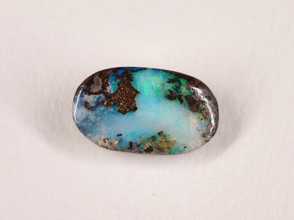 Opale boulder d’Australie — ovale — 7,3 ct
