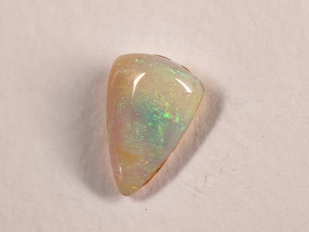 Opale boulder d’Australie — forme libre — 2,65 ct