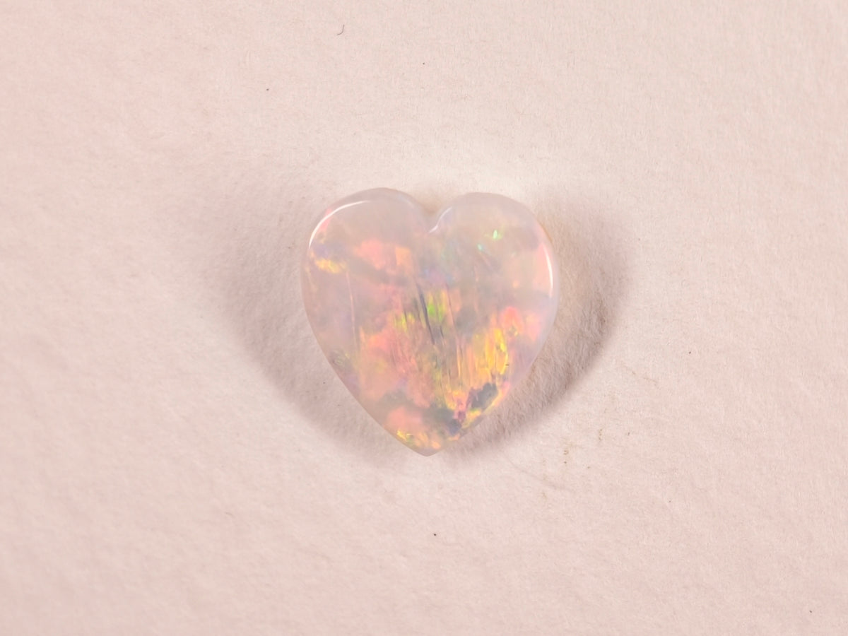 Opale d’Australie — cœur — 1,4 ct
