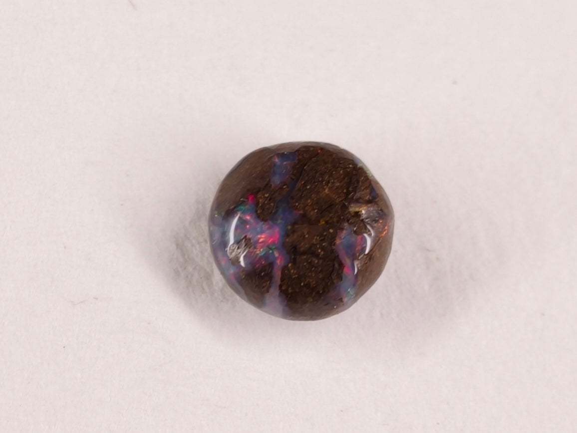 Opale boulder d’Australie — rond — 1,6 ct