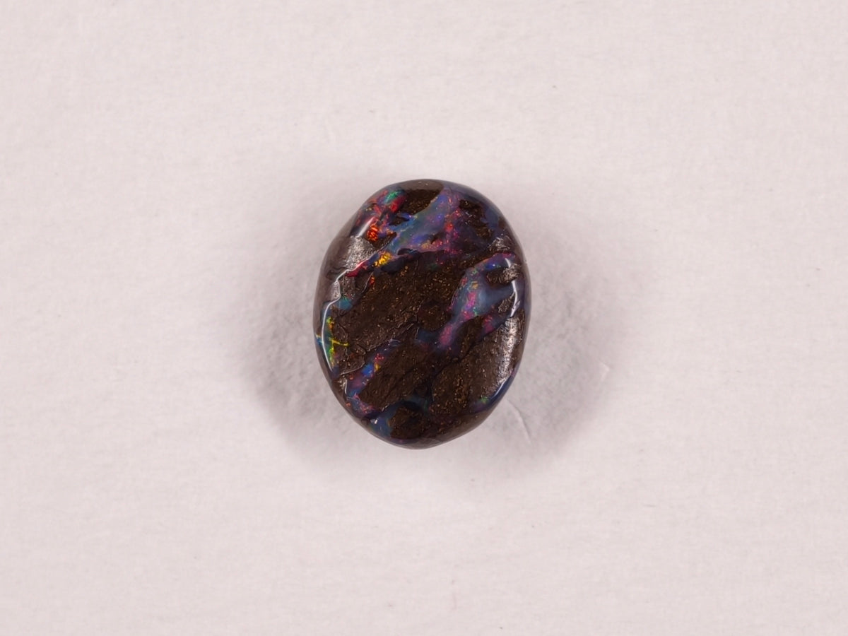 Opale boulder d’Australie — ovale — 1,8 ct