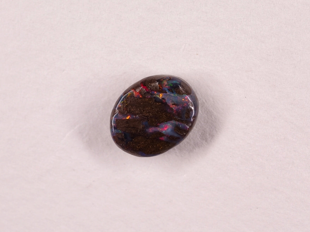 Opale boulder d’Australie — ovale — 1,8 ct