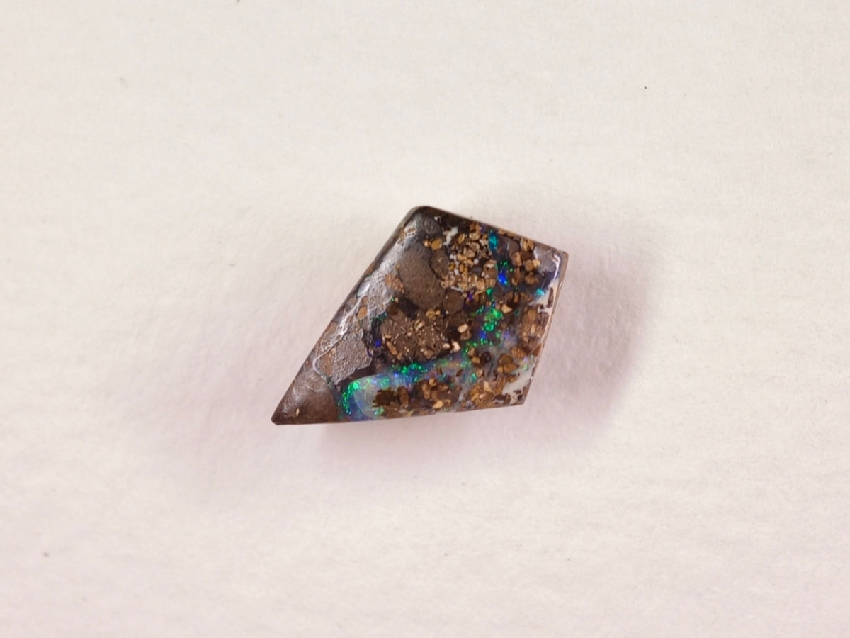 Opale boulder d’Australie — cerf-volant — bleu-vert — 2,5 ct