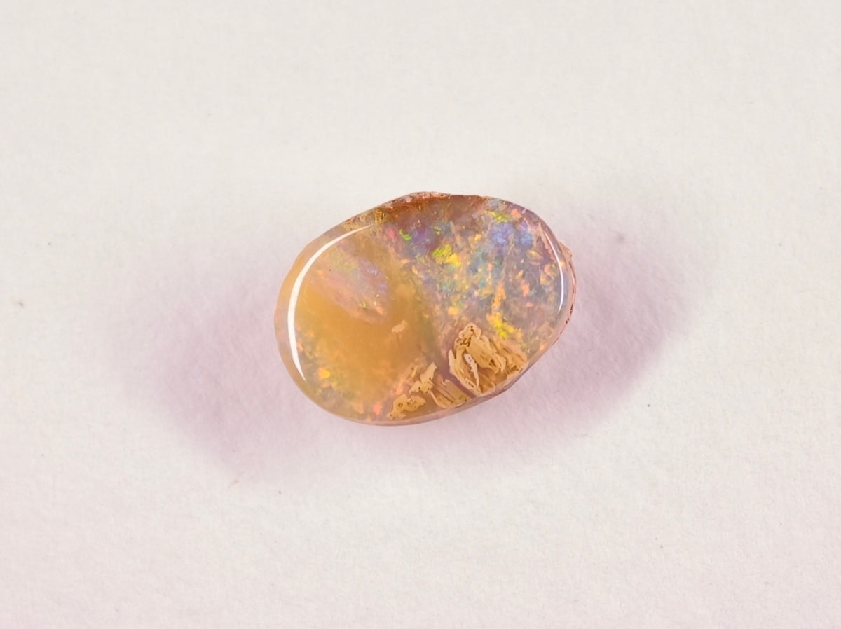 Opale boulder d’Australie — ovale — 2 ct