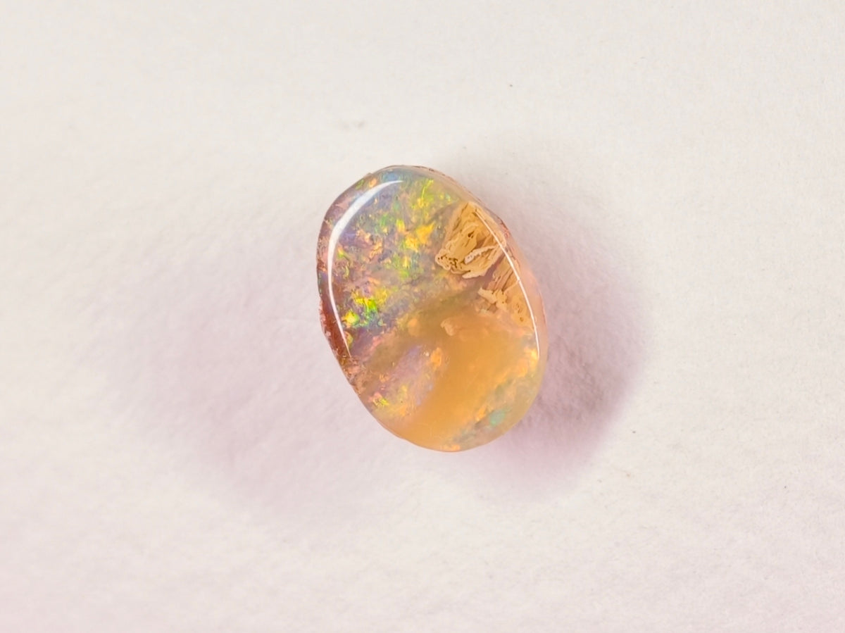 Opale boulder d’Australie — ovale — 2 ct