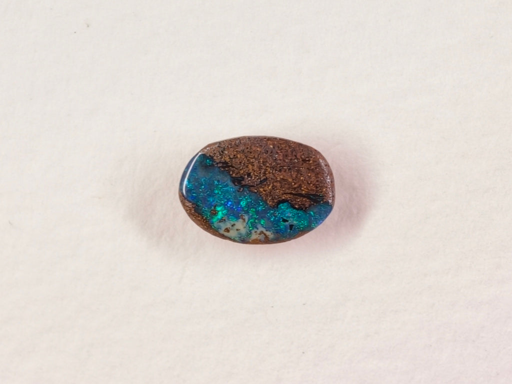 Opale boulder d’Australie — ovale — 1 ct