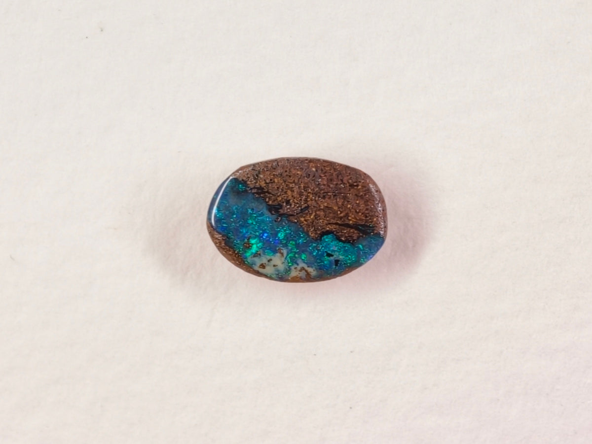 Opale boulder d’Australie — ovale — 1 ct