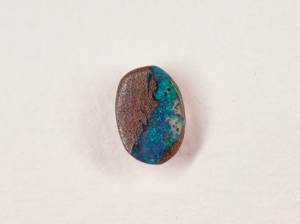 Opale boulder d’Australie — ovale — 1 ct