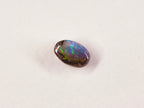 Opale boulder d’Australie — ovale — 0,9 ct