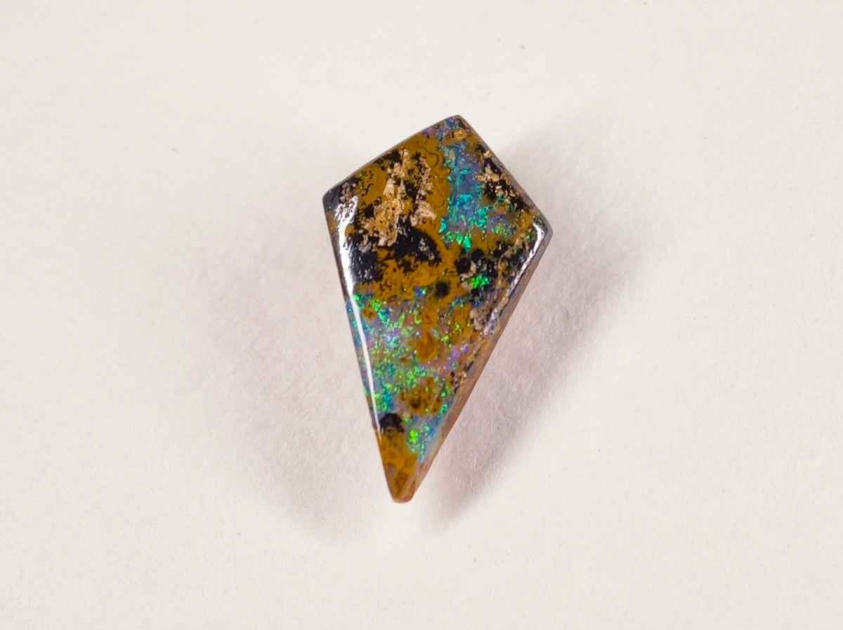 Opale boulder d’Australie — cerf-volant — 1,4 ct