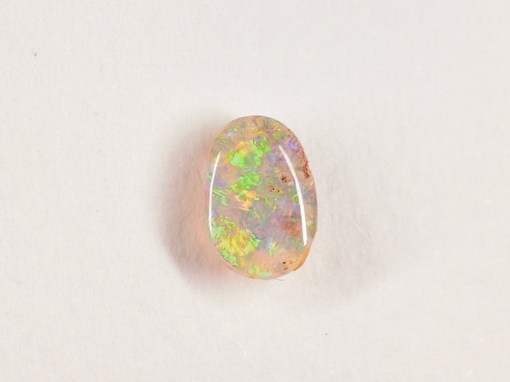 Opale boulder d’Australie — 0,9 ct