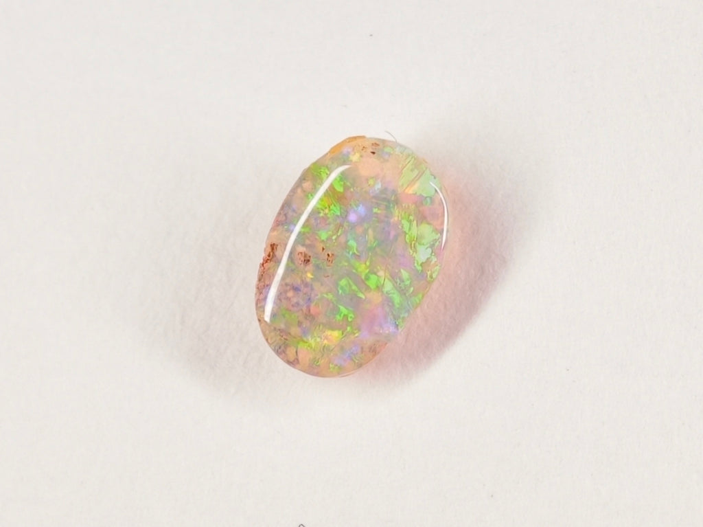 Opale boulder d’Australie — 0,9 ct