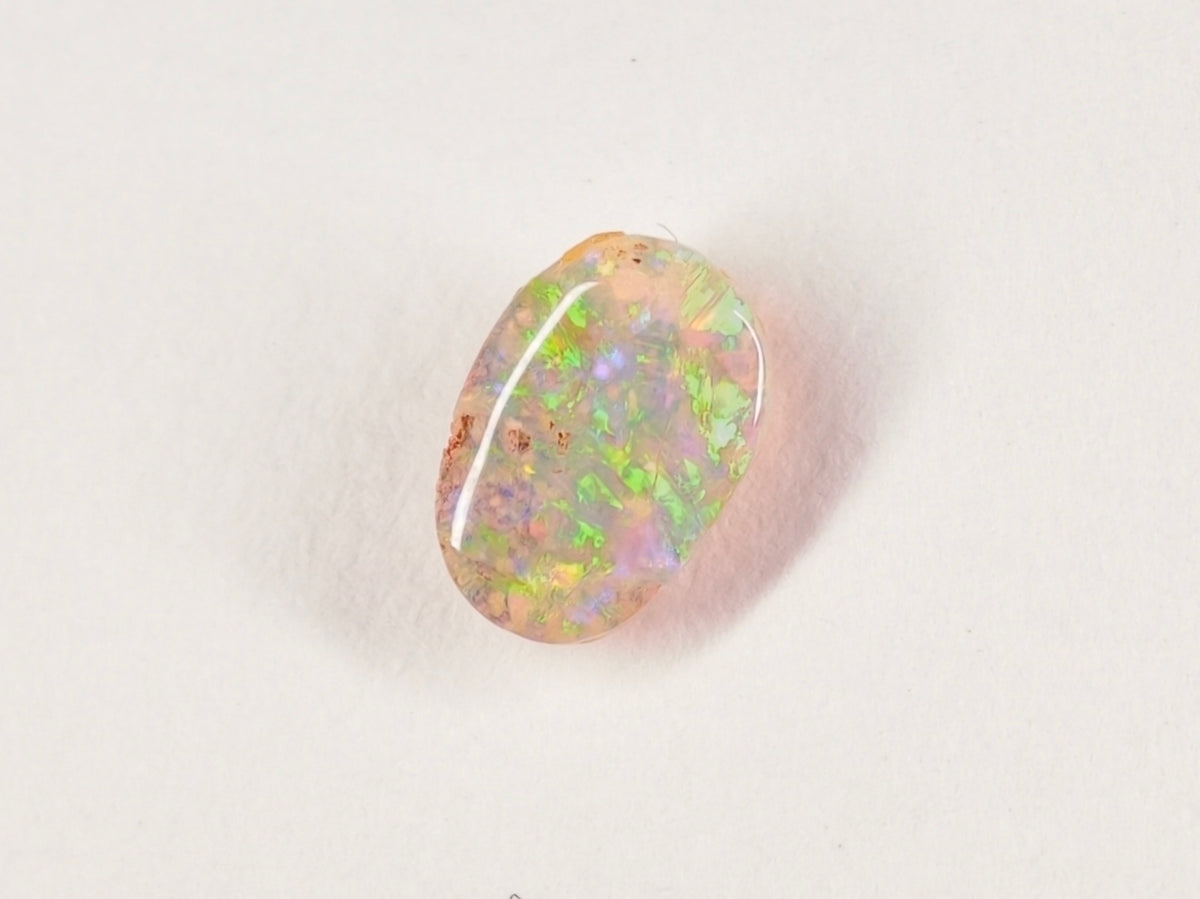 Opale boulder d’Australie — 0,9 ct
