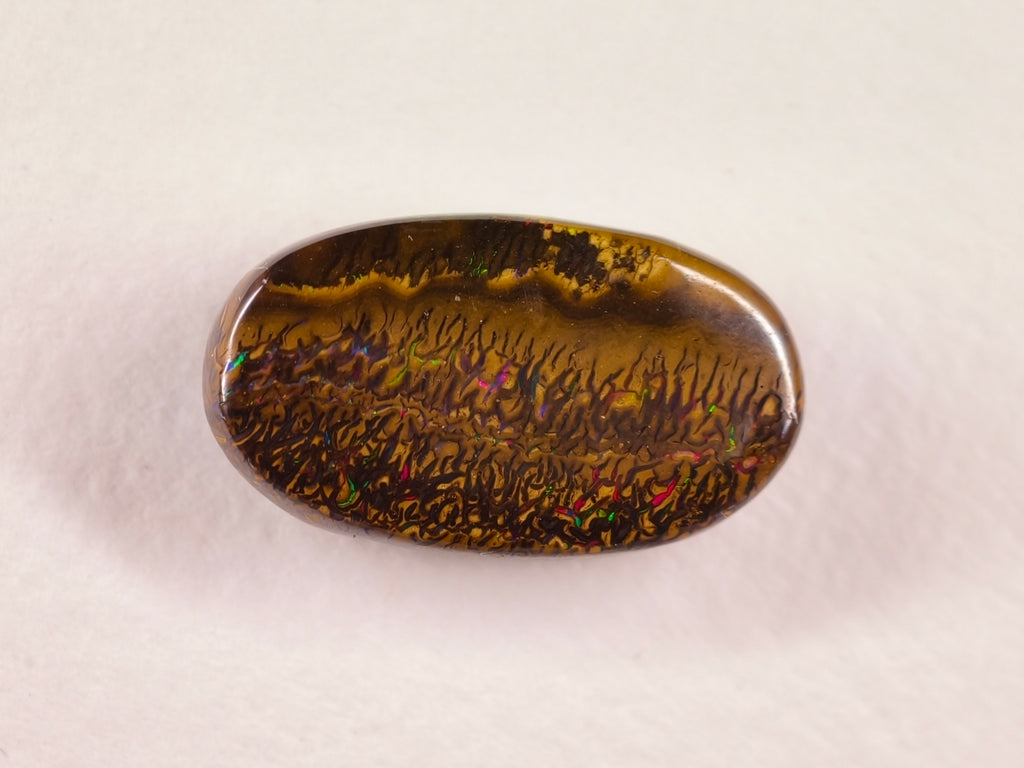 Opale boulder d’Australie — ovale — 16,7 ct