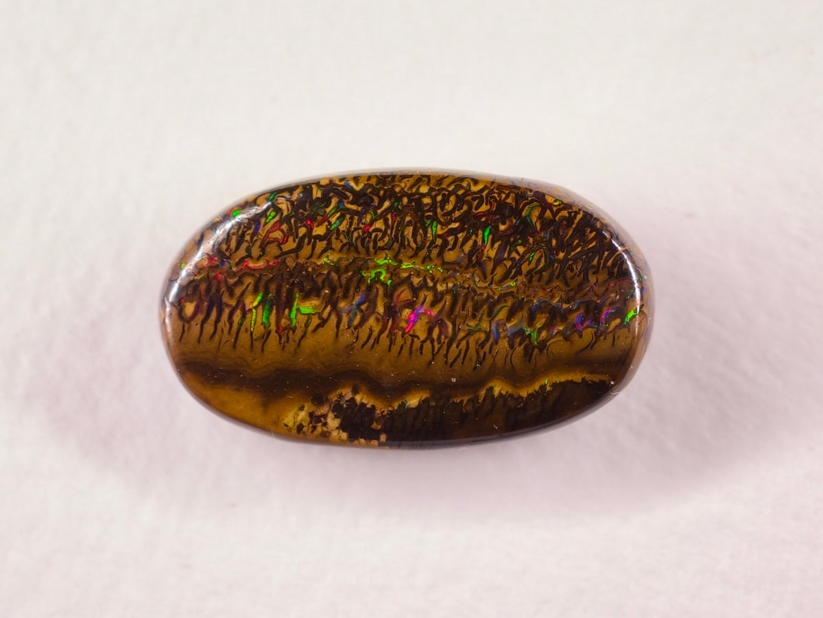 Opale boulder d’Australie — ovale — 16,7 ct