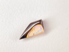 Opale boulder d’Australie — forme libre — 12,5 ct